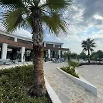 Ekor Elegance Hotel