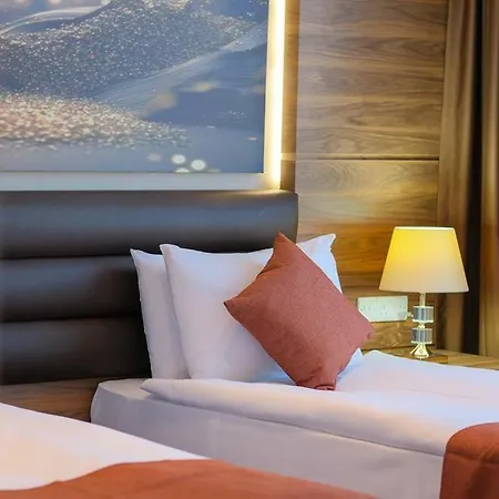 Ekor Elegance * Famagusta (Northern Cyprus)