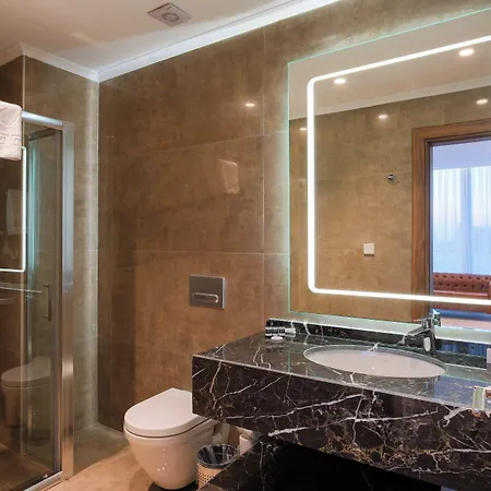 Ekor Elegance Отель