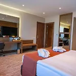 Ekor Elegance Hotel *