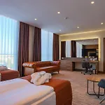 Ekor Elegance Hotel