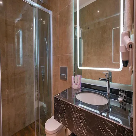 Hotel Ekor Elegance *