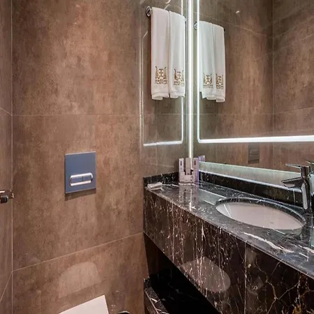 Ekor Elegance Hotell