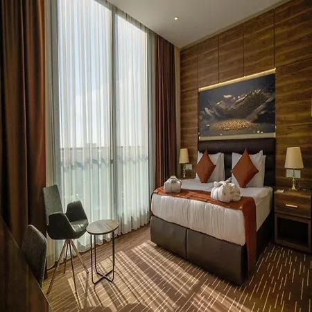 Ekor Elegance * Famagouste