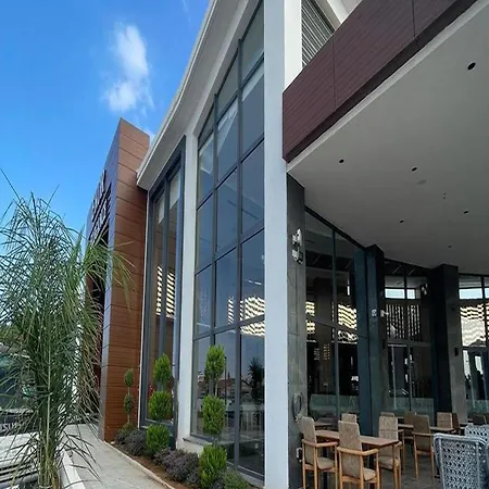 Hotel Ekor Elegance *