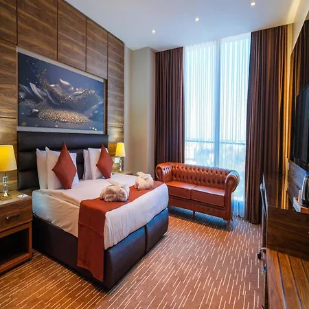 Ekor Elegance Hotel